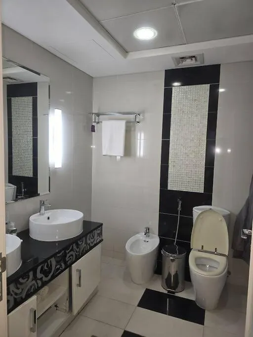 Daire Royal Sky Vacation Homes By Damac Maison Mall Street Dubai